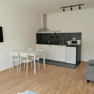  Apartament Brand New #51 With Free Secure Parking In The Center Czechy